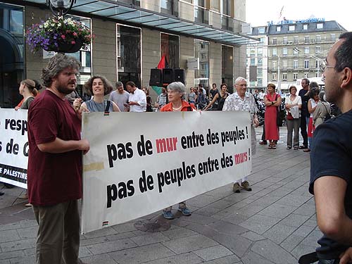 piquet mur 7 juillet 2006