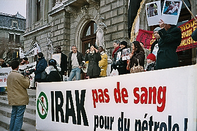 manif antiguerre OUT NOW 18 mars 2006